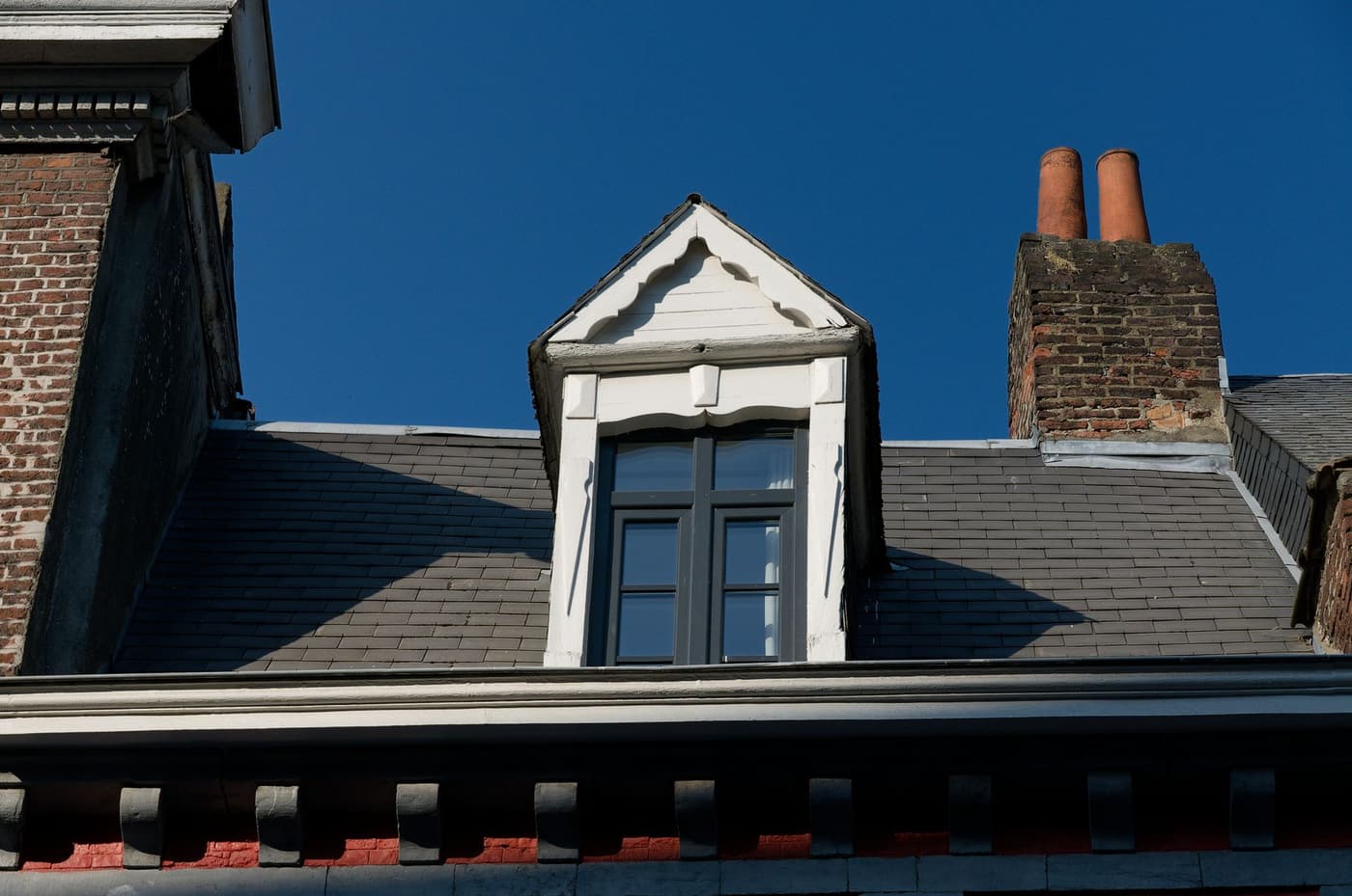 Réfection toiture ardoise : étapes, prix et travaux